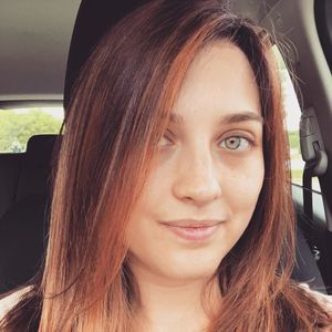 Meet your Posher, Cecily